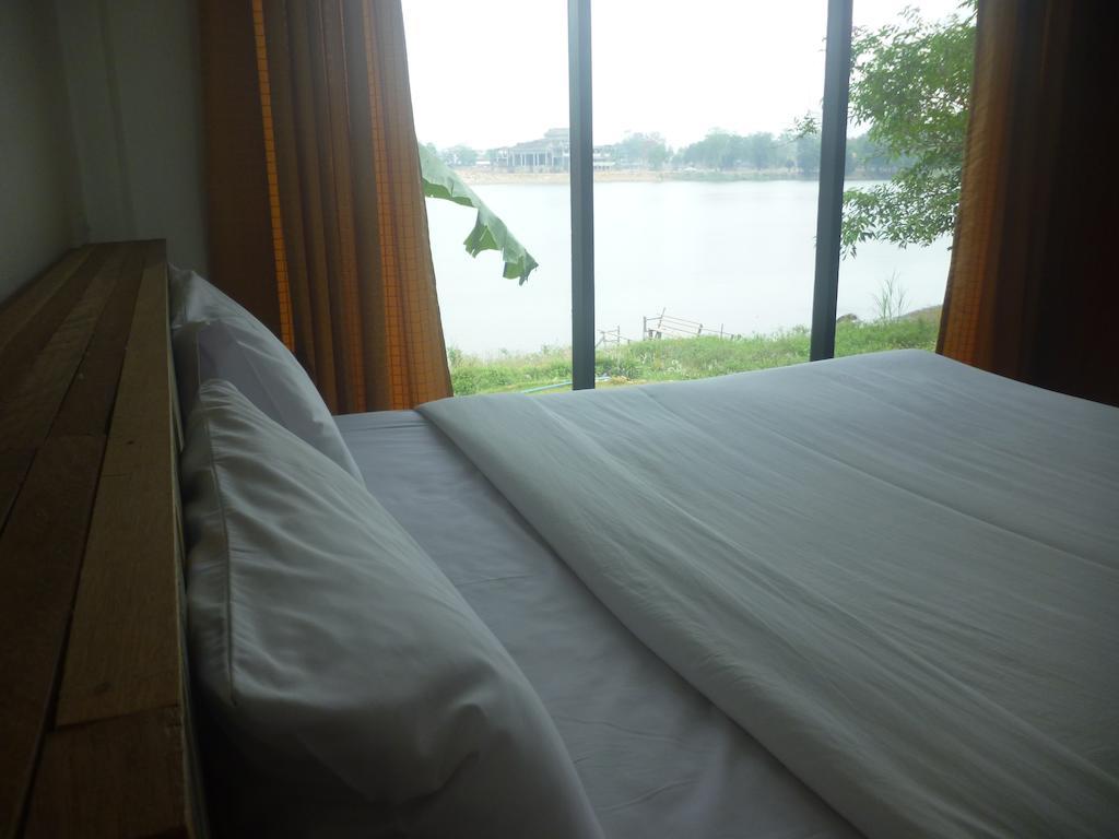 Baan Din Baramee Resort Kamphaeng Phet Phòng bức ảnh