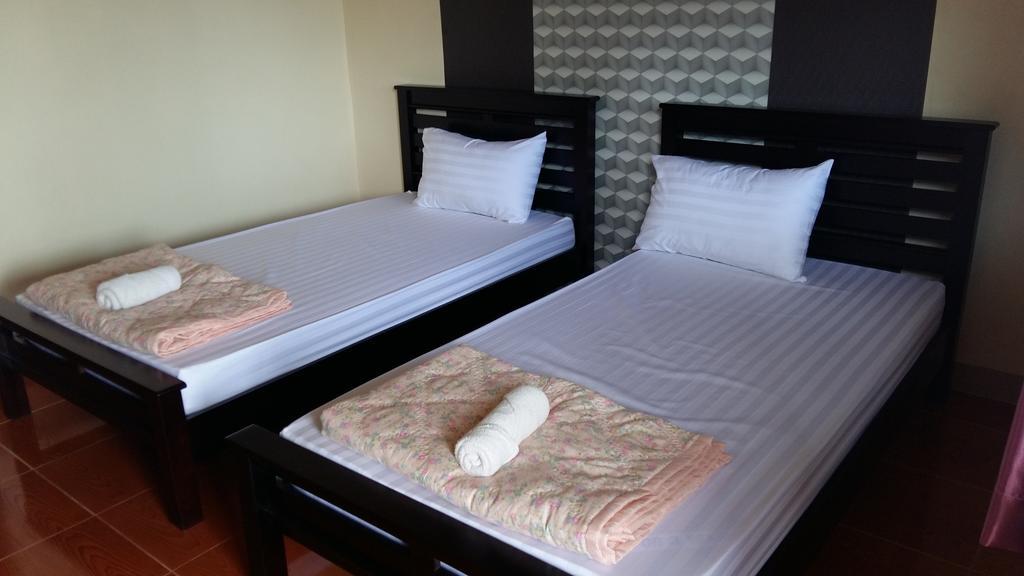 Baan Din Baramee Resort Kamphaeng Phet Ngoại thất bức ảnh