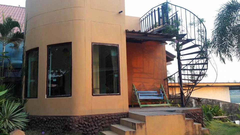 Baan Din Baramee Resort Kamphaeng Phet Ngoại thất bức ảnh